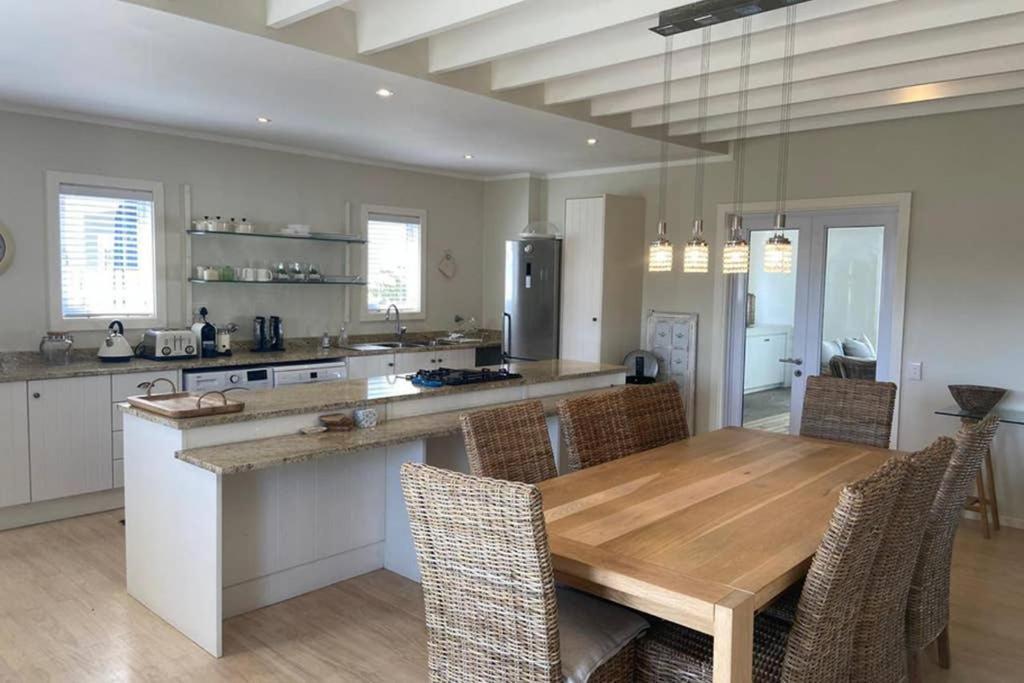 Summit Song - Thesen Island Villa Knysna Kültér fotó
